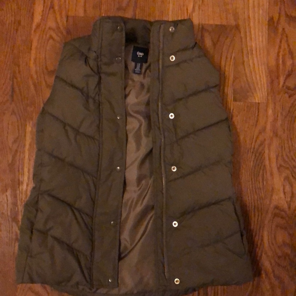 GAP Puffer Vest